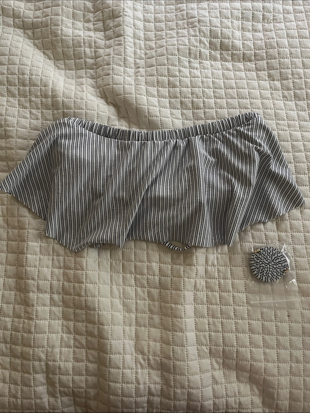 Xhilaration Strapless Bathing Suit Top in Navy and White NWOT